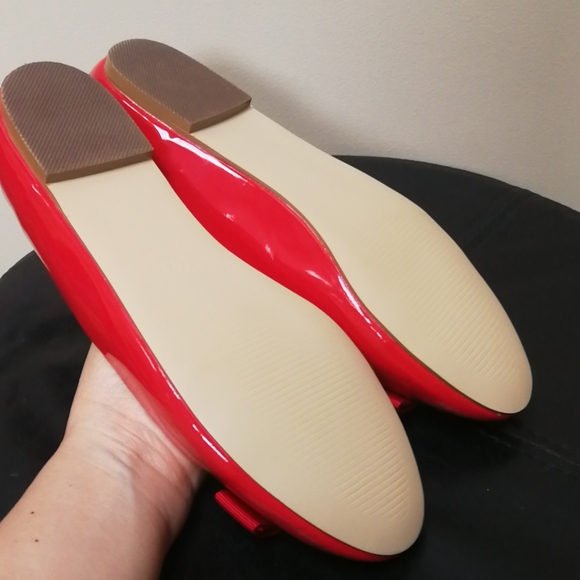 New red flats size 7 - Picture 6 of 7